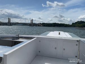 Seru Juga Keliling Putrajaya Naik Cruise, Harus Coba Saat Liburan ke Malaysia Seru Juga Keliling Putrajaya Naik Cruise, Harus Coba Saat Liburan ke Malaysia