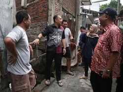 Walkot Eri Akan Kembalikan Fungsi Saluran di Lokasi Genangan Setinggi Perut