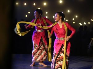 Tersihir Sukabumi 1980, Menghidupkan Lagi Tradisi Sunda di Tanah Priangan