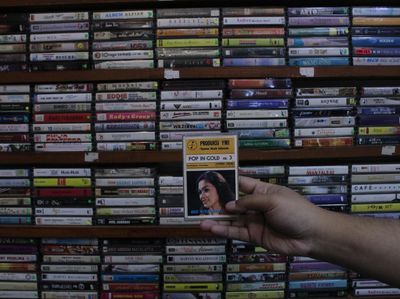 Berburu Kaset Musik Lawas di Blok M