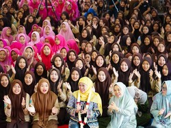 Calon Lawan Khofifah di Pilgub Jatim 2024 Ditentukan PDIP-PKB