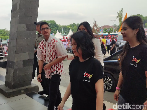 PSI Sebut Gerindra-Golkar Beri Lampu Hijau Kaesang Maju Pilkada Solo PSI Sebut Gerindra-Golkar Beri Lampu Hijau Kaesang Maju Pilkada Solo