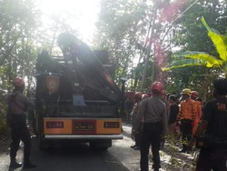 Petaka Kecelakaan Maut Rombongan Piknik Asal Surabaya di Cinomati