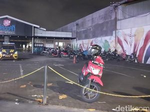 Geger Jukir Ribut dengan Pengunjung Mie Gacoan Tlogomas Kota Malang Geger Jukir Ribut dengan Pengunjung Mie Gacoan Tlogomas Kota Malang