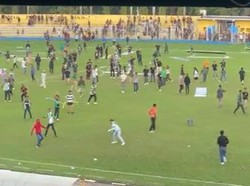 Suporter Bikin Onar saat Bertemu PSPS, PSMS Dihukum 3 Laga Tanpa Penonton