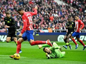 Atletico Madrid Vs Almeria: Los Rojiblancos Menang 2-1