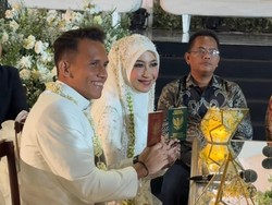 Ivan Gunawan Ungkap Konsep Baju Pernikahan Adiba dan Egy Maulana