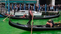 Video: Sungai Venice Berubah Jadi Hijau Imbas Protes Aktivis Iklim