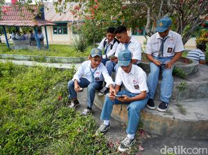 Anak SMA di Halut Bisa Melek Informasi Meski Tak Punya HP, Oh Ternyata...