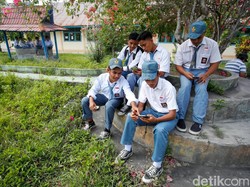 Anak SMA di Halut Bisa Melek Informasi Meski Tak Punya HP, Oh Ternyata...