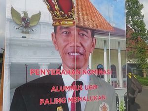 Ragam Respons di Balik Kritik Nominasi Jokowi Alumnus Memalukan Ragam Respons di Balik Kritik Nominasi Jokowi Alumnus Memalukan