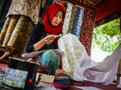 Geliat Perajin Batik Khas Koja Jakarta Utara