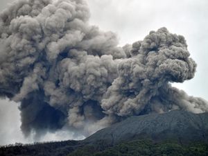 Ini Dampak Abu Vulkanik bagi Kehidupan Manusia