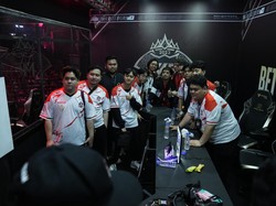 Jadwal M5 Knockout Stage Hari Ini: Geek Fam Vs Burmese Ghouls