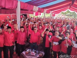 PDIP soal KTP Sakti Ganjar-Mahfud: Supaya Bantuan Tak Salah Sasaran