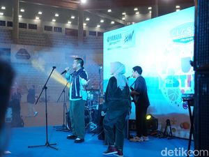 Keseruan Kaleb J Duet Bareng Pemenang Yamaha Youth Festival Medan