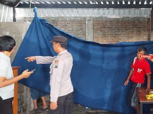 Karyawan di Blitar Tewas Gantung Diri gegara Diputus Pacar Karyawan di Blitar Tewas Gantung Diri gegara Diputus Pacar