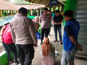 Mayat Bayi Ditemukan Mengambang di Dekat Pemancingan Mijen Semarang Mayat Bayi Ditemukan Mengambang di Dekat Pemancingan Mijen Semarang