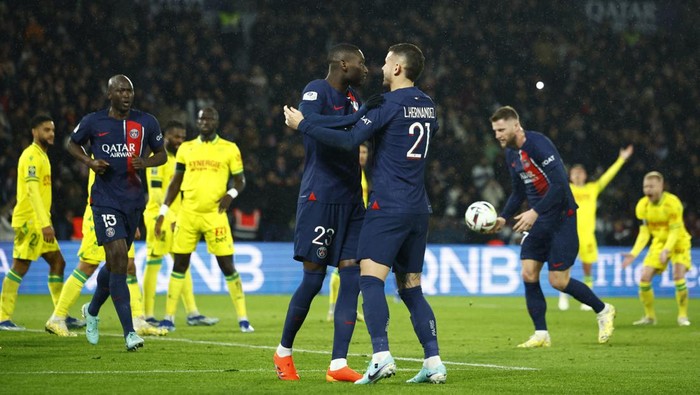 Les Parisiens mengalahkan Nantes 2-1 dalam kemenangan tipis