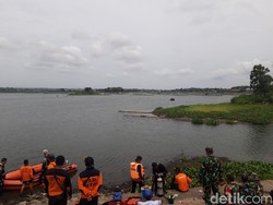 Tragedi Pemancing Hilang Saat Nyobok di Waduk Cengklik