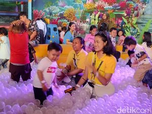 Yayasan Pita Kuning Ajak Anak Penyintas Kanker Piknik Rekreatif di TSM Bali Yayasan Pita Kuning Ajak Anak Penyintas Kanker Piknik Rekreatif di TSM Bali