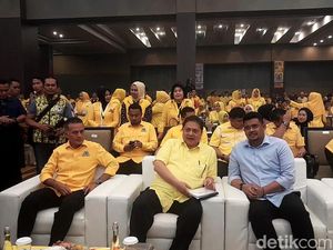Alasan Bobby Datang ke Rapimda III Golkar Sumut Alasan Bobby Datang ke Rapimda III Golkar Sumut