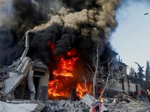 AS Veto Gencatan Senjata, Israel Makin Beringas Serang Gaza AS Veto Gencatan Senjata, Israel Makin Beringas Serang Gaza