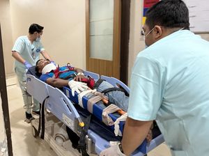 Potret Pertolongan Pertama pada Kecelakaan Kerja Potret Pertolongan Pertama pada Kecelakaan Kerja