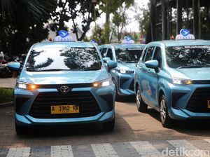 Bluebird Tidak Cocok Ikut Konversi Mobil Listrik Bluebird Tidak Cocok Ikut Konversi Mobil Listrik