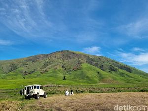 Tarif Masuk dan Terbangkan Drone di Bromo Naik, Warganet Protes Tarif Masuk dan Terbangkan Drone di Bromo Naik, Warganet Protes
