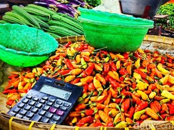 Ani Puyeng Harga Cabai Mahal, Rp 20 Ribu Cuma Dapat 8 Biji