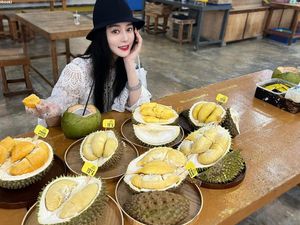 Cicip Durian di Malaysia, Aktris China Fan Bingbing Ngaku Jatuh Cinta
