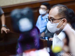 Bantah Gratifikasi, Rafael Ungkit Pernah Buat Film Bareng Pimpinan KPK Bantah Gratifikasi, Rafael Ungkit Pernah Buat Film Bareng Pimpinan KPK