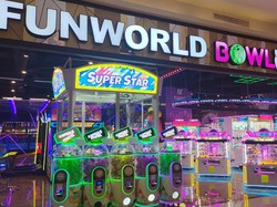 Tempat Main Bowling Baru Hadir di Jakarta Utara, Seru Nih!