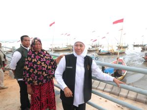 Sapa Ribuan Nelayan, Khofifah: Jadi Pemersatu Indonesia Sebagai Negara Bahari