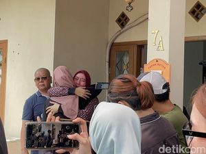 Ibu Meninggal karena Infeksi Empedu, Pemakaman Tunggu Jeje Govinda Sampai Jakarta Ibu Meninggal karena Infeksi Empedu, Pemakaman Tunggu Jeje Govinda Sampai Jakarta