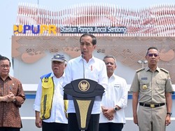 Jokowi Harap Stasiun Pompa Sentiong Kurangi Banjir di Senen-Johar Baru