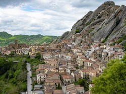 Pengin Punya Rumah Murah, Ada Nih Harganya Rp 19.700