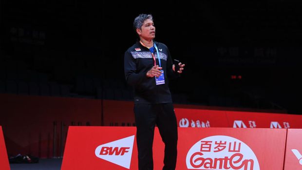 Irwansyah dalam latihan jelang BWF World Tour Finals 2023 yang berlangsung di Hangzhou, 13-17 Desember 2023. (Arsip PBSI)