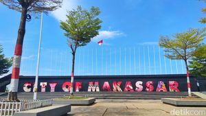 Potret Pantai Losari Makassar! Dulu Cuma Tanggul, Kini Jadi Anjungan