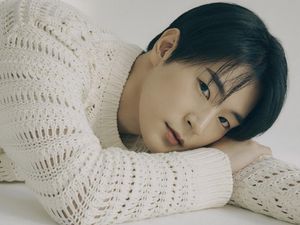 Park Seoham Bebas Wamil, Langsung Tebar Pesona Lewat Foto-foto Terbaru Park Seoham Bebas Wamil, Langsung Tebar Pesona Lewat Foto-foto Terbaru