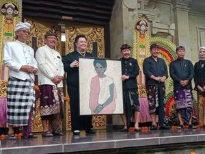 64 Karya Pelukis Si Mata Hitam Dipamerkan di Museum Puri Lukisan Ubud 64 Karya Pelukis Si Mata Hitam Dipamerkan di Museum Puri Lukisan Ubud