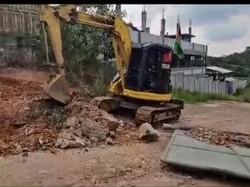 Pagar Gudang Dirusak Ekskavator, Pengusaha Jambi Polisikan Tetangga