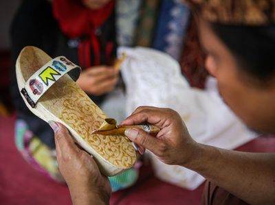 Potret Geliat Perajin Batik di Jakarta, Sudah Pernah Lihat Belum?