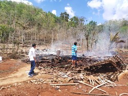 Rumah-Kandang di Rongkop Gunungkidul Ludes Terbakar, 1 Orang Luka