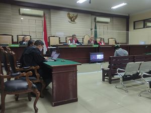 Divonis 5 Tahun Penjara, Saiful Ilah Eks Bupati Sidoarjo Ajukan Banding Divonis 5 Tahun Penjara, Saiful Ilah Eks Bupati Sidoarjo Ajukan Banding