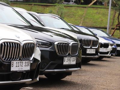 Sensasi Menjajal Mobil BMW di Eksklusif iXperience
