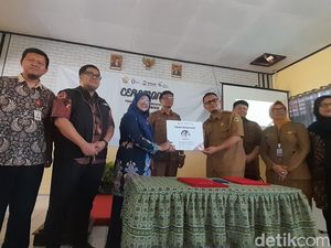 Tel-U Luncurkan Aplikasi Bahasa Isyarat Bantu Siswa SLB di Sumedang Tel-U Luncurkan Aplikasi Bahasa Isyarat Bantu Siswa SLB di Sumedang