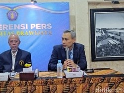 Mitigasi Kecelakaan KA Berbasis AI Bawa Akademisi UB Raih Gelar Profesor