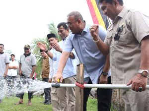 Andre Rosiade Berikan Akses Air Bersih ke Warga Tanjung Bonai Aur Selatan